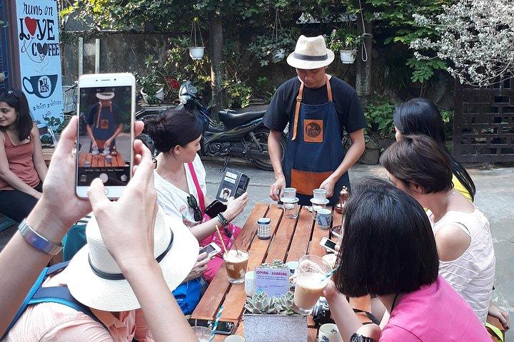見えないホイアン エンシェント タウン - フード & カルチャー ウォーキング ツアー