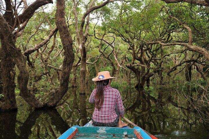 Angkor Wat Sunrise and Tonle Sap Lake 1.5 Days