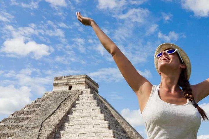 Full Day Guided Tour Chichen Itza + Cenote + Valladolid + Lunch!