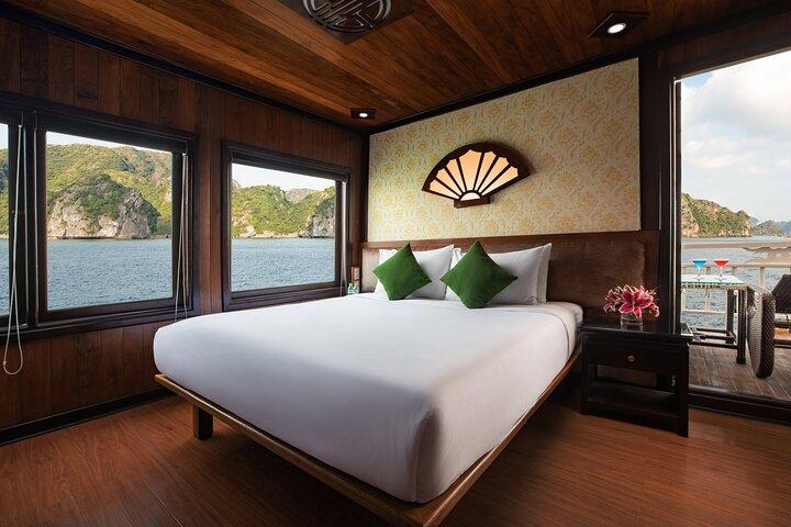Bai Tu Long bay Deluxe cruise 2D1N: pueblos de pescadores, comidas, cueva, kayak