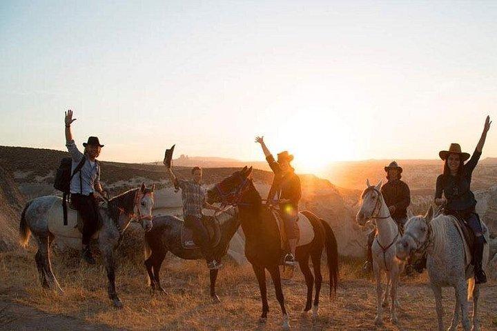 Cappadocia Sunset Ridetur 2 timer