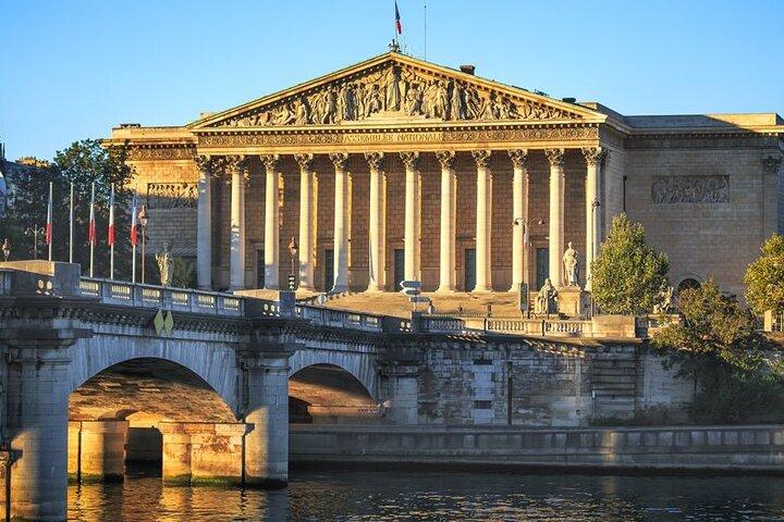 Paris Private Führung in einem französischen Oldtimer