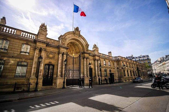 Paris Private Führung in einem französischen Oldtimer