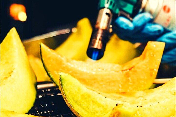 黒門市場ツアー : 料理 6 ～ 8 品と試食 3 ～ 4 品を含む