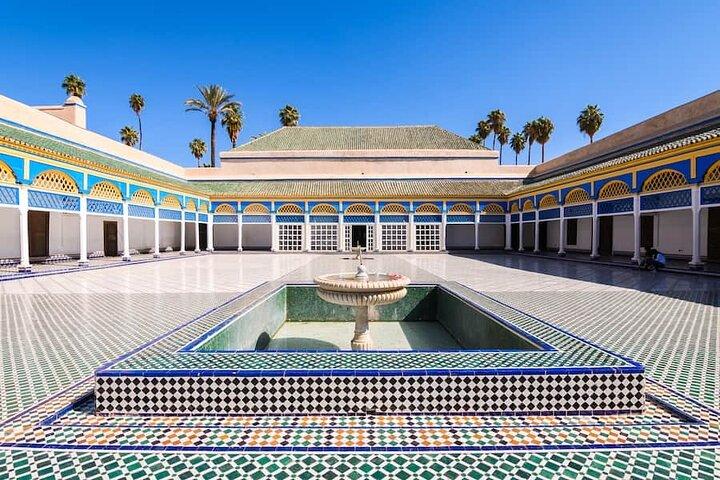 Viagem em grupo de dia inteiro a Marrakech saindo de Agadir