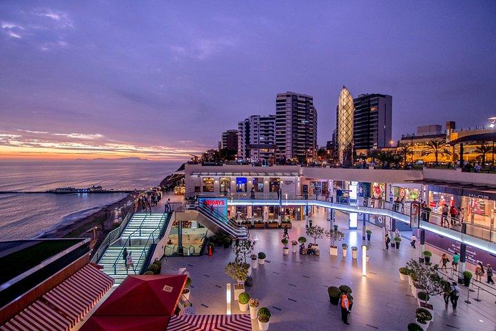 Lima Airport Arrival Transfer for small groups