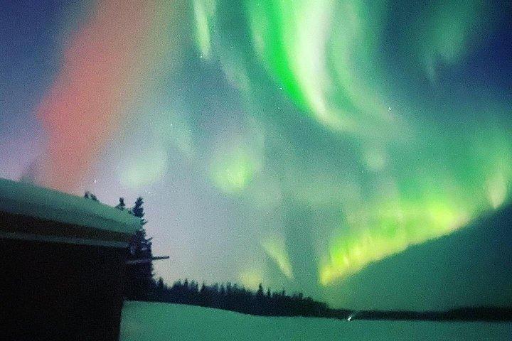 "Aurora Ice" - Ice Fishing & Salmon Dinner Tour