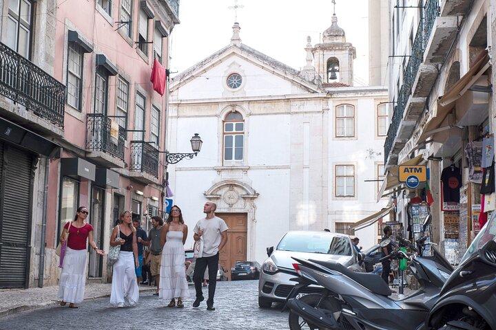 Lisbon's authentic Food and Wine tour with a Winemaker