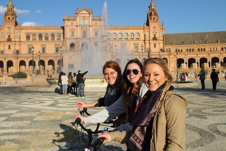 Sevilla Bilingual Bike Tour