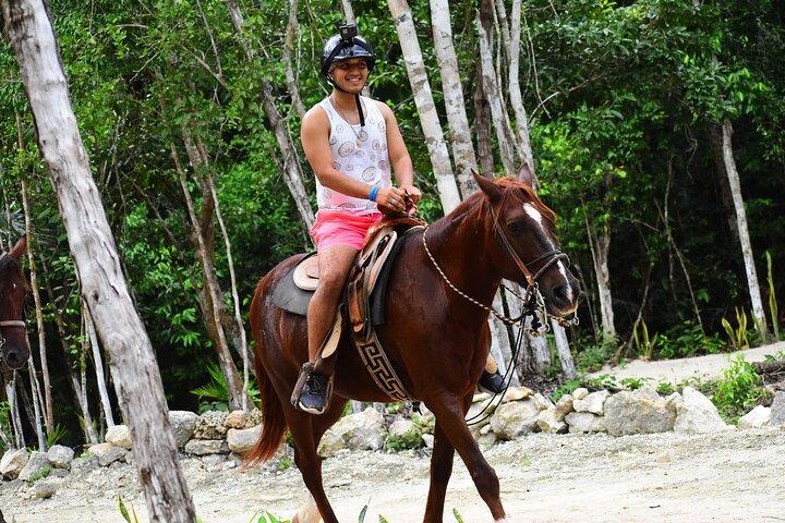 ATV (compartido), Paseos a caballo, Tirolesas y Cenote desde Cancún