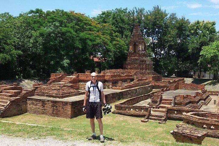 No.1 Chiang Mai: visite à vélo de 4 heures de la ville antique "Wiang Kum Kam"
