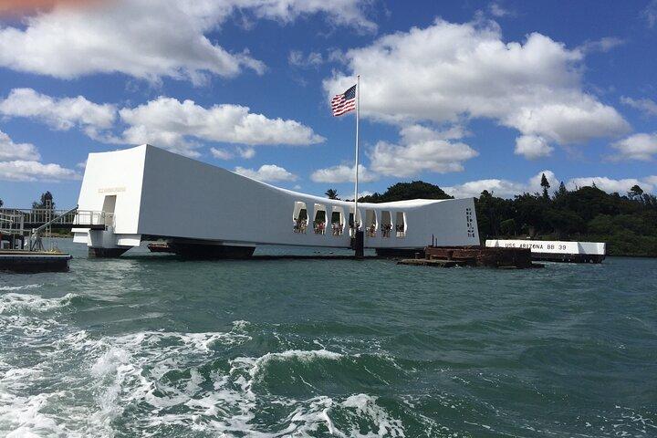 Private "Limousine" USS Arizona Memorial & Cultural Honolulu Tour