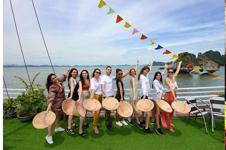Halong Excursion Cruise with Kayaking, Swimming & Cave Visit