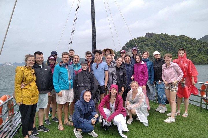 Halong Excursion Cruise with Kayaking, Swimming & Cave Visit