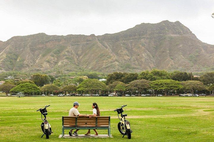 Waikiki Electric Bike Tour Self Guided: Diamond Head Bike & Hike
