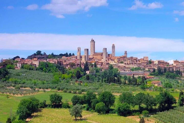 Excursão privada a Siena e San Gimignano do porto de cruzeiros de Livorno