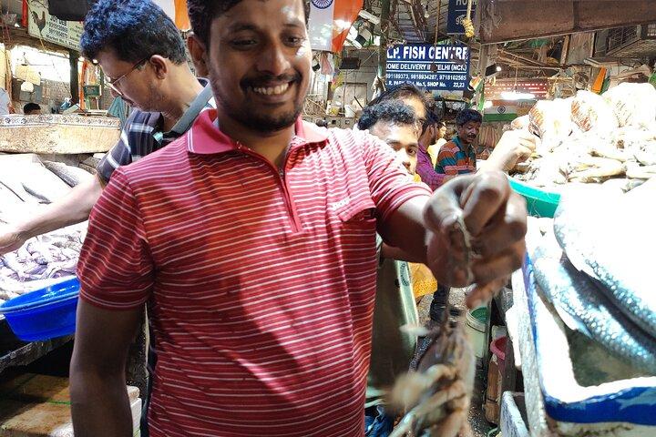 Delhi Refugee Food Tour -Stories + Food by Refugees all inclusive