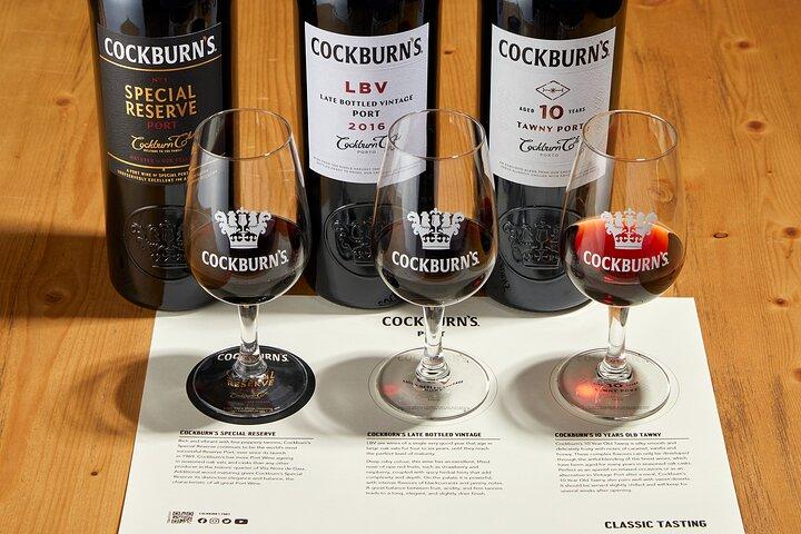 Porto: Cockburn's Port Lodge Tour & Main Room Wine Tasting