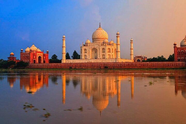 Nascer do Sol do Taj Mahal com o Forte de Agra e Baby Taj Day Tour de Jaipur