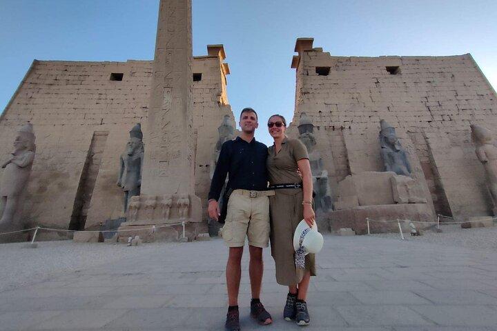 Private Overnight in Luxor from Cairo include Hotel and Hot Air Balloon