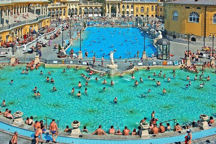 Entré till Szechenyi Spa i Budapest