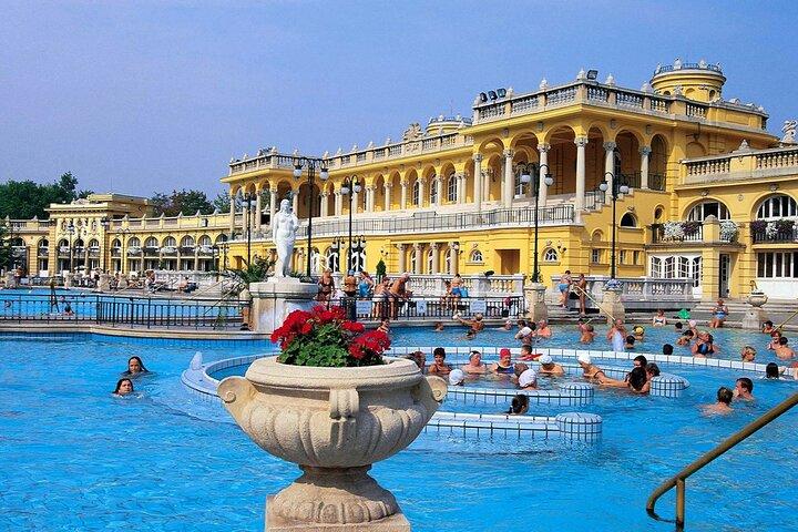 Entré till Szechenyi Spa i Budapest