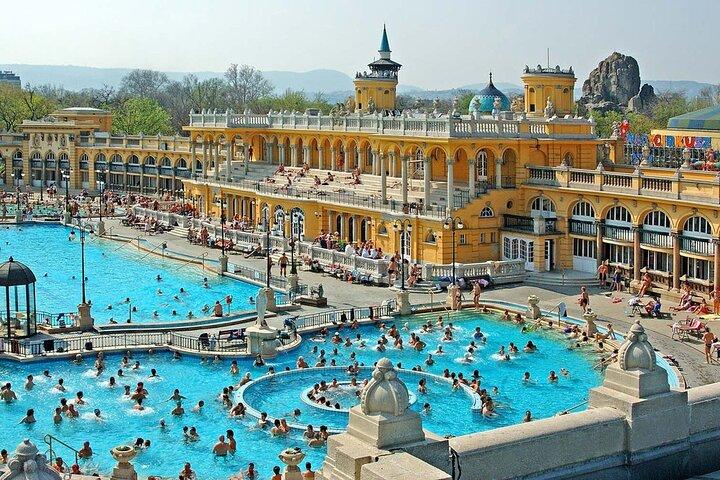 Entré till Szechenyi Spa i Budapest