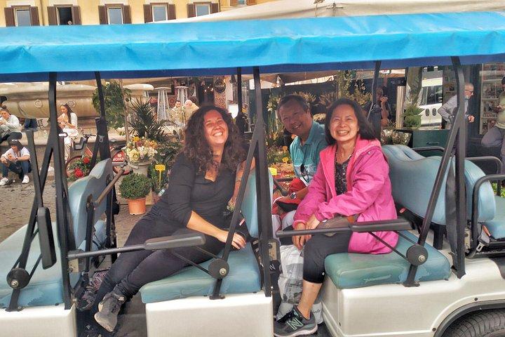 Tour privado en Roma en carrito de golf con un local y helado