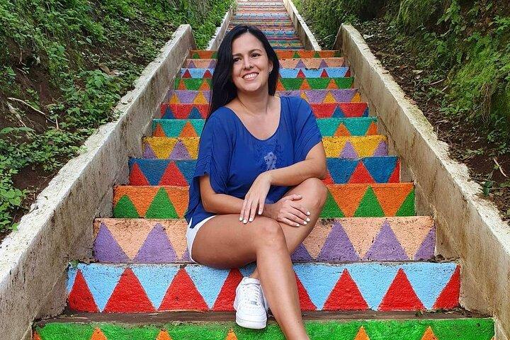 Tour privado de día completo visitando los pueblos coloridos en La Ruta De Las Flores