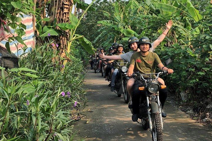 ハノイ バイク ツアー: ハノイのハイライトと隠れた名所