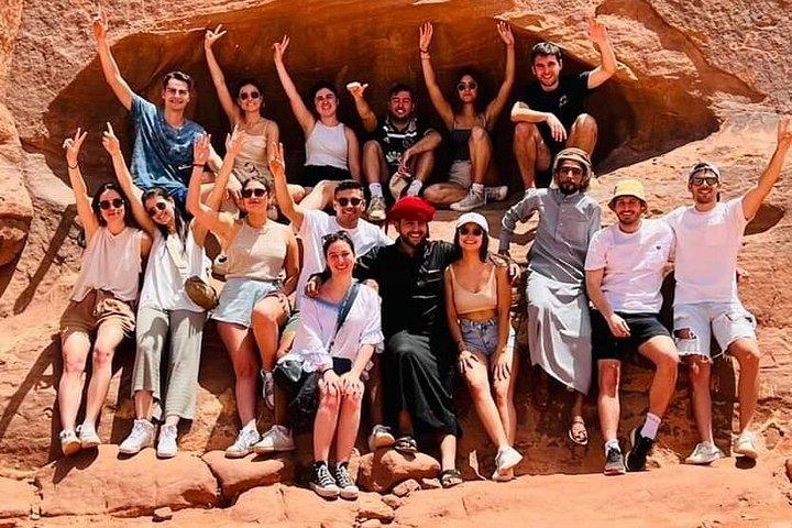4h Jeep Tour + Bedouin Night (Dinner & Breakfast)