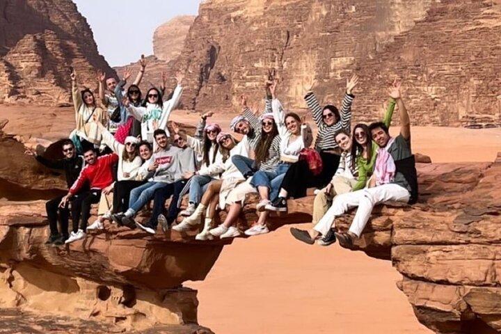 4h Jeep Tour + Bedouin Night (Dinner & Breakfast)