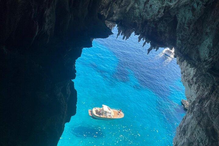 Complete Private Guided Three-Hour Tour on the Capri Coast
