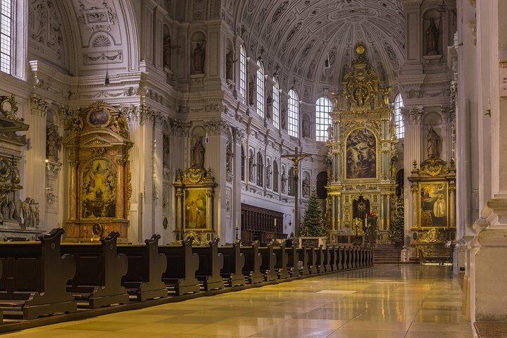 Private Transfer from Passau to Munich with Sightseeing