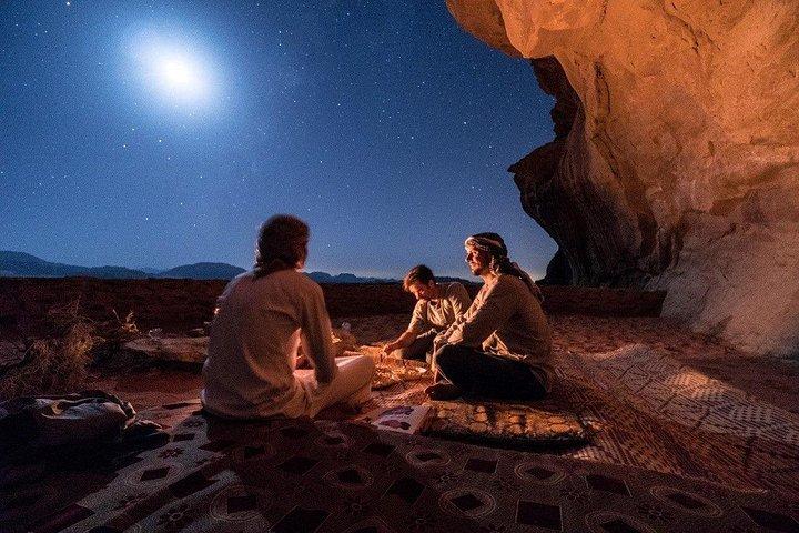 Private full day jeep tour in the desert