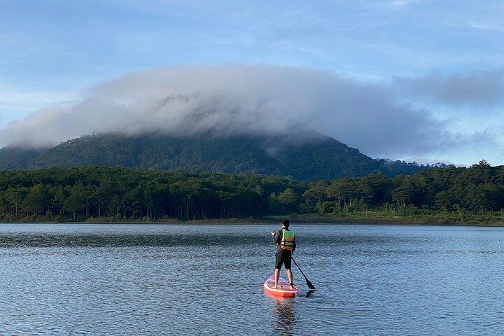 KAYAK/SUP IN DALAT (1/2 Tag)