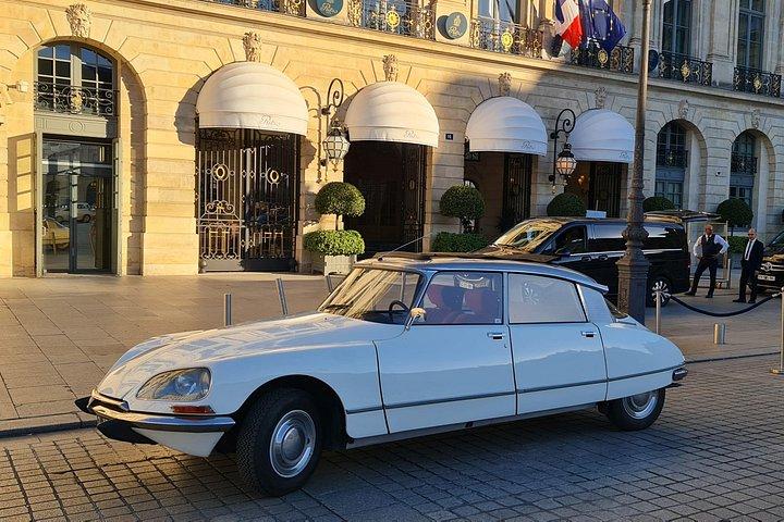 Oldtimer-Stadtrundfahrt Paris: Citroën DS mit offenem Verdeck