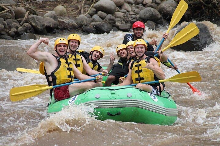 Wildwasser-Rafting Klasse II und III