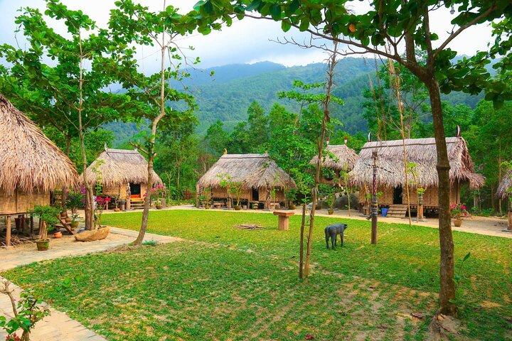 ホイアンからジープでBho Hoong＆Co Tu Villagesを探索する2日間
