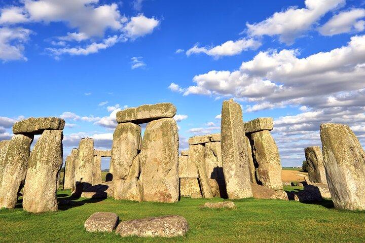 Pré-cruzeiro Southampton saindo de Londres via Stonehenge