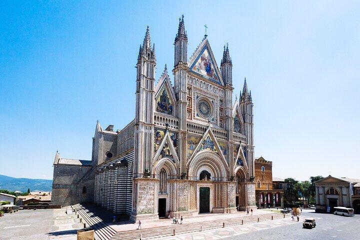 シエナとオルヴィエート、ローマからの1日ツアー