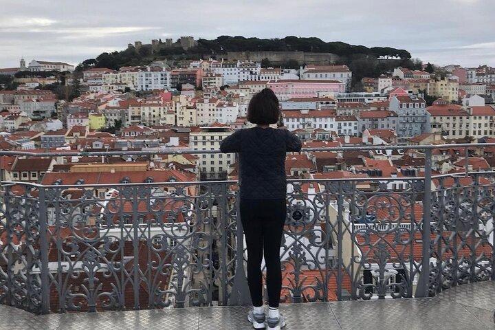 Private Lauftour über den Burgberg in Lissabon
