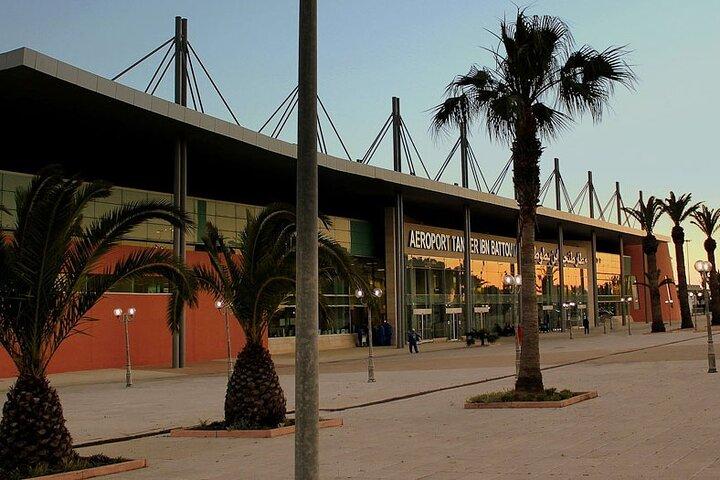 Transferências privadas de fez para o aeroporto, porto ou cidade de Tânger