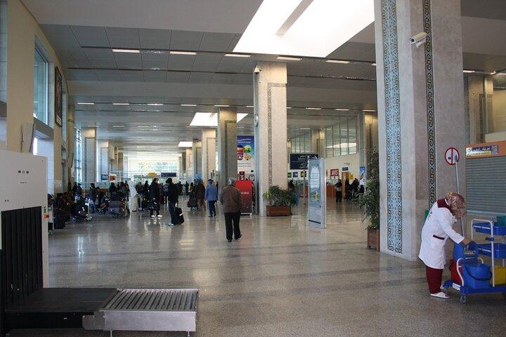 Transferências privadas de fez para o aeroporto, porto ou cidade de Tânger