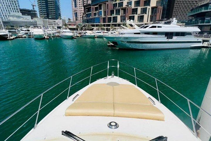 Privé luxe jachttour vanuit de jachthaven van Dubai