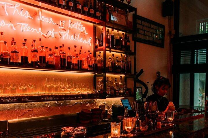 Excursão noturna de bar em Bangkok