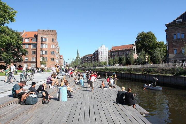 Tour misterioso autoguiado por el río Aarhus