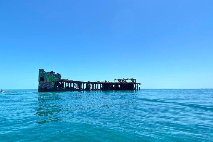 Honeymoon Harbor e The Sapona Day Trip
