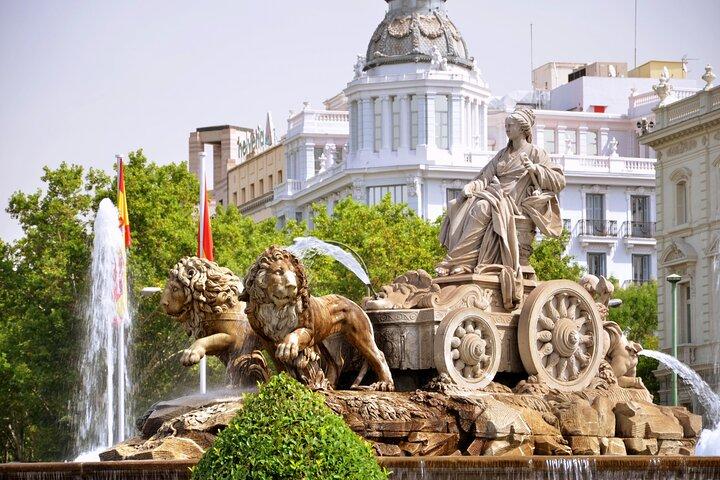 Madrid Schnitzeljagd und selbstgeführter Highlights-Rundgang