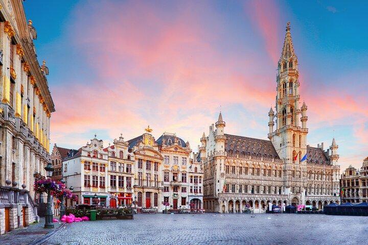 Bruxelles chasse au trésor & Highlights visite à pied autonome